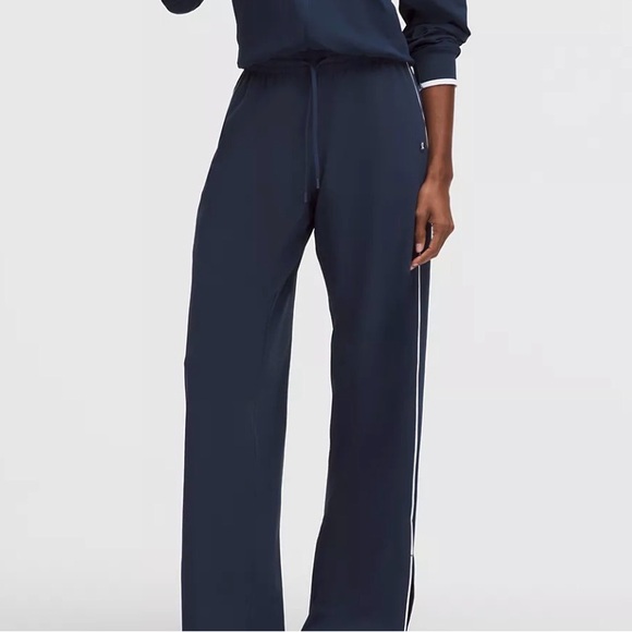 lululemon athletica Pants - NWT Lululemon Women's Court Rival Wide-Leg Track Pant in Club Blue/White